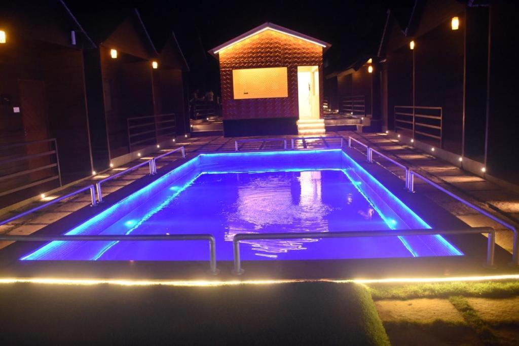 Woodhouse Beach Resort 바가 외부 사진